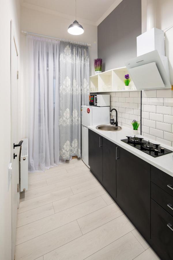 Alfa Apartments Grushevskoho 7 Lviv Luaran gambar